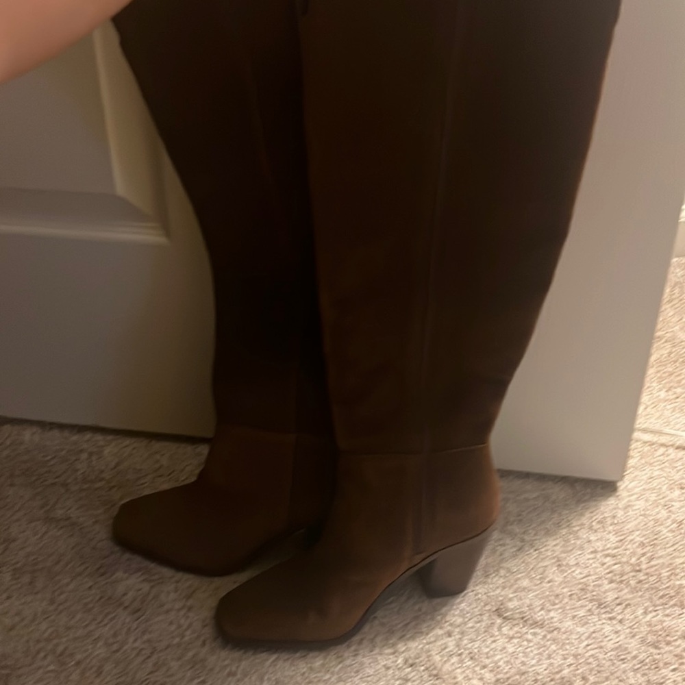 Jessica Simpson otk boots size 6 never worn. Perfect condition